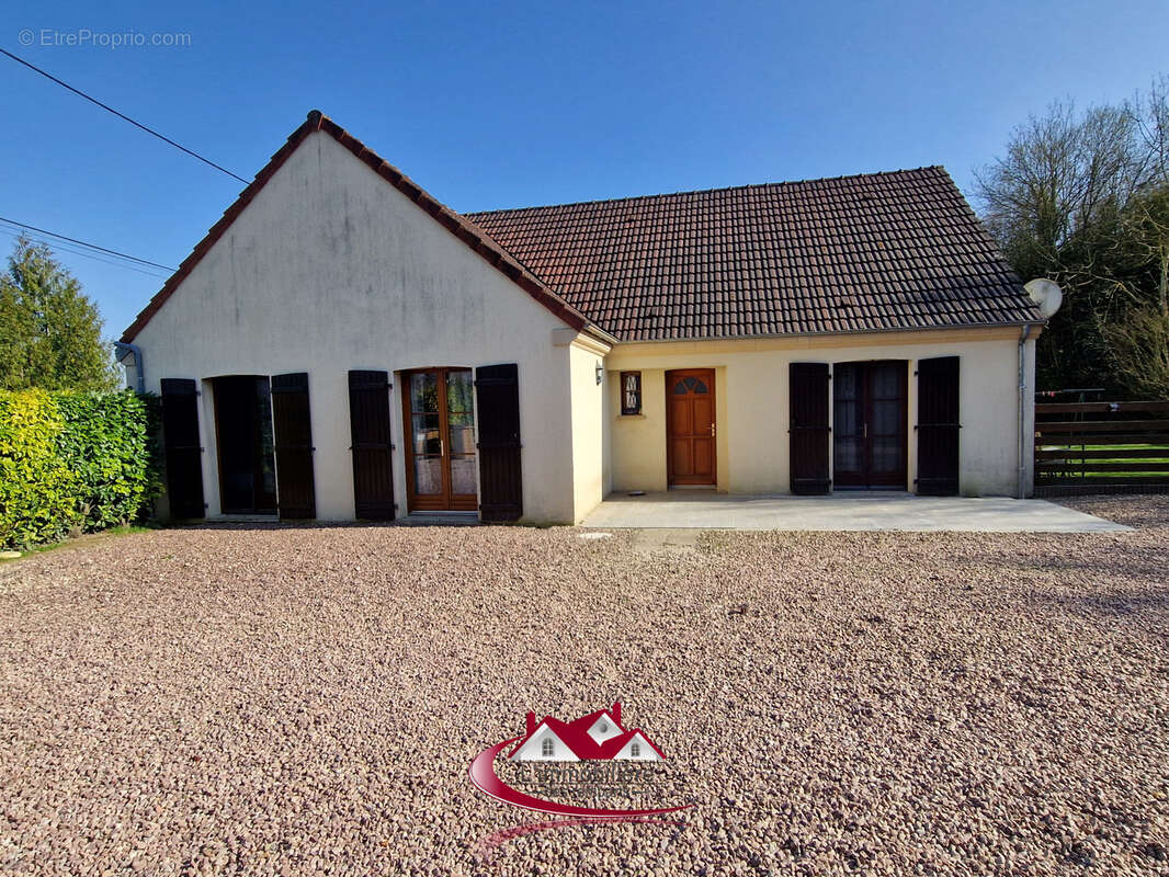 Maison à ECLUZELLES