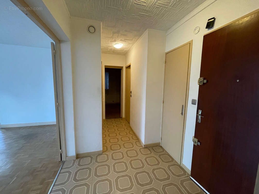 Appartement à BRON