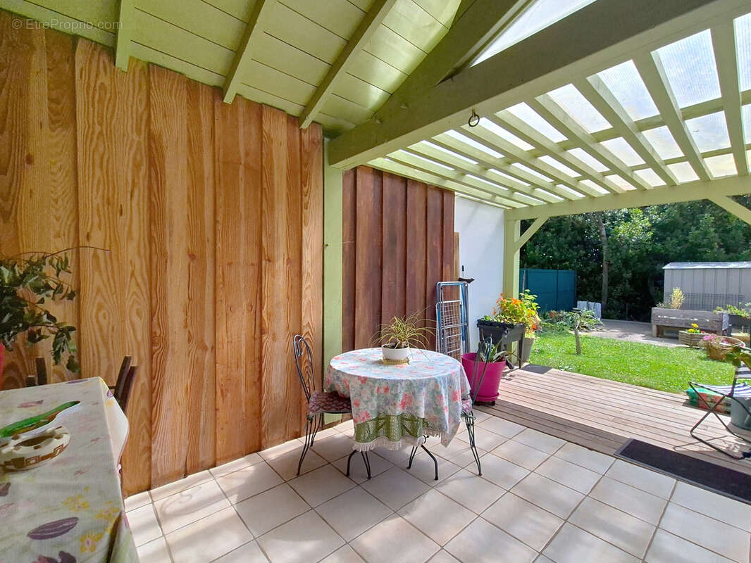 Maison à SAINT-MARTIN-DE-HINX