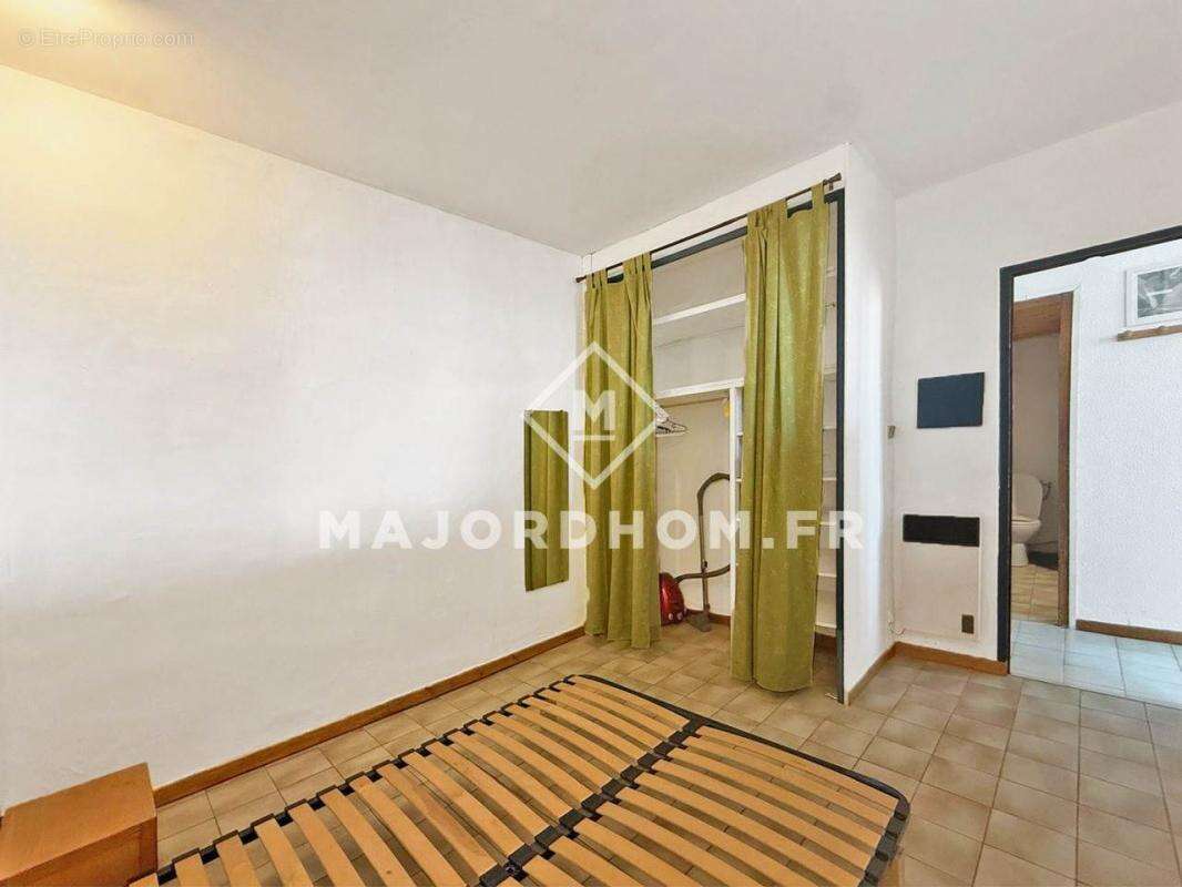 Appartement à MARSEILLE-5E