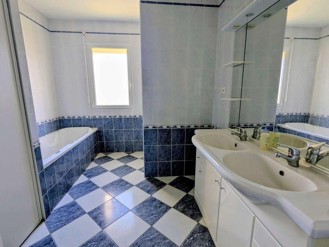 Maison à BONNOEUVRE