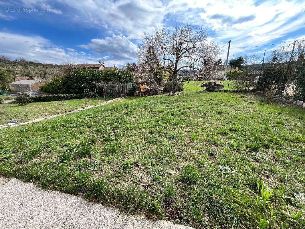 Maison à SAINT-PAUL-LE-JEUNE