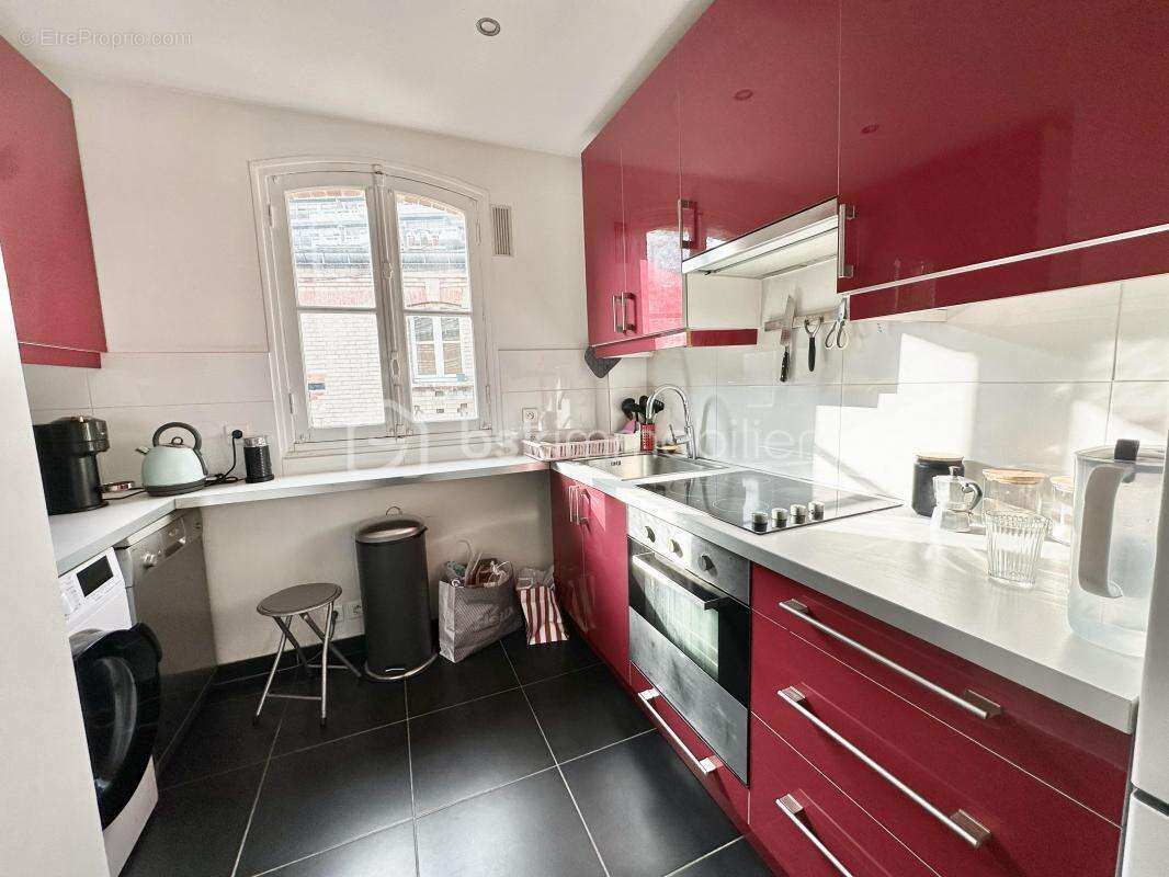 Appartement à PARIS-15E