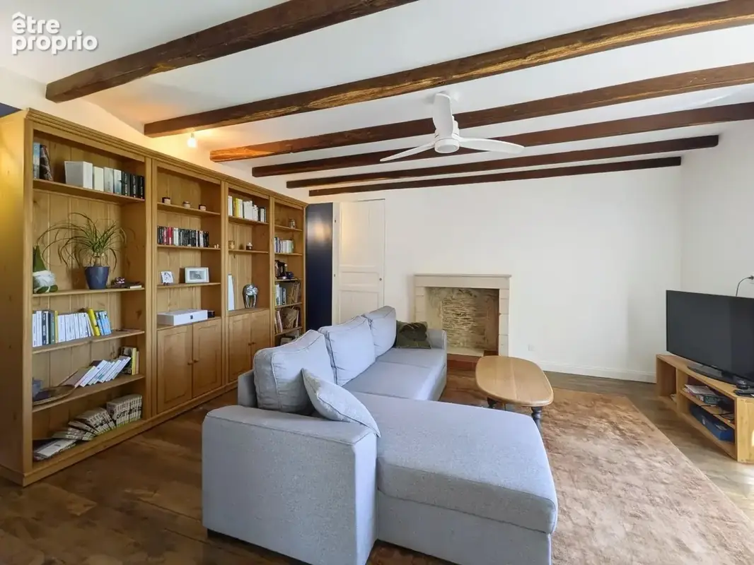Charme de l’ancien, beaux volumes et confort moderne – 166 m² – 4 grandes chambres – terrain de 2 144 m² - photo 3