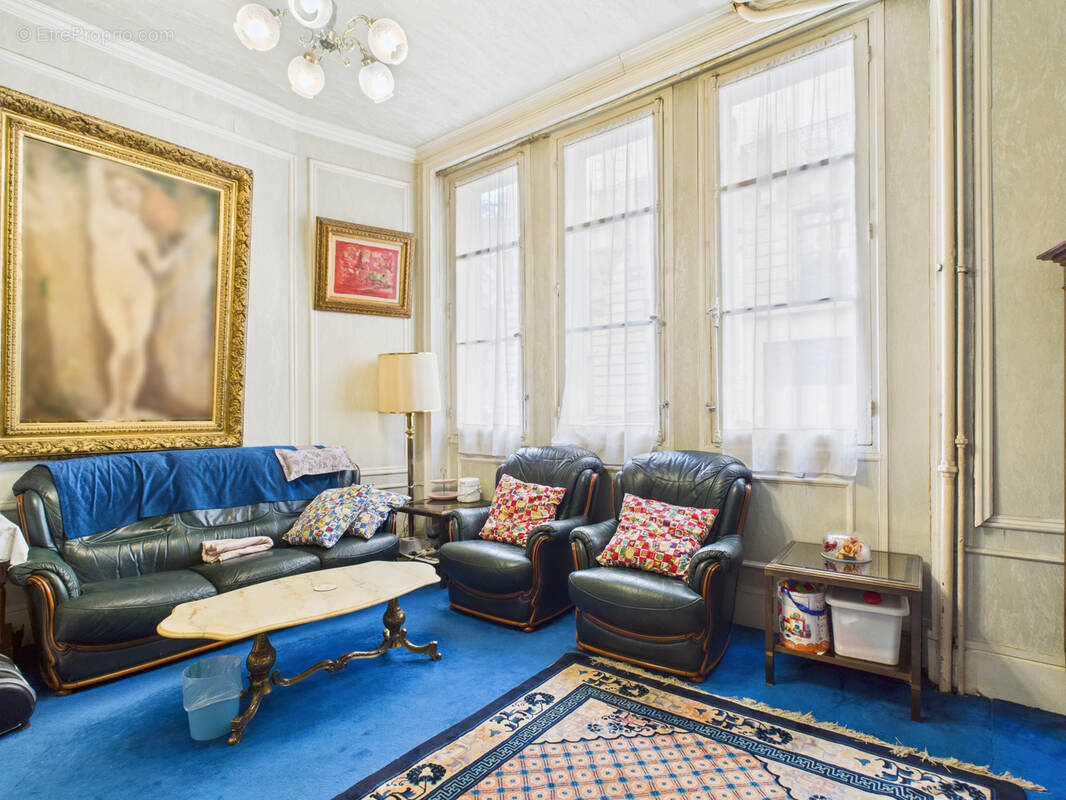 Appartement à PARIS-17E