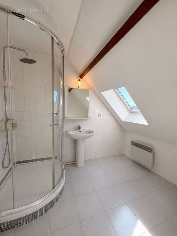 EN EXCLUSIVITÉ CHEZ COMEBACK IMMOBILIER : Appartement de 89m2 - 3 pièces à La Chapelle-en-Serval ! - photo 14