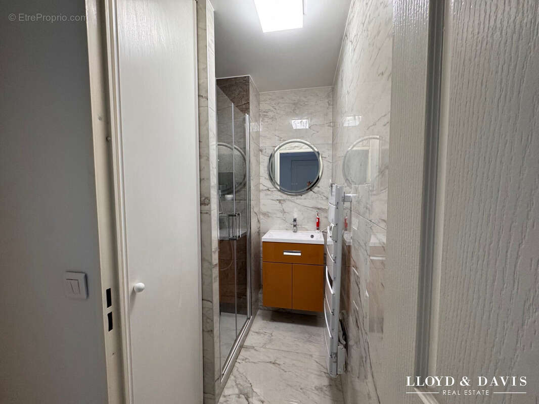 Appartement à MARSEILLE-8E