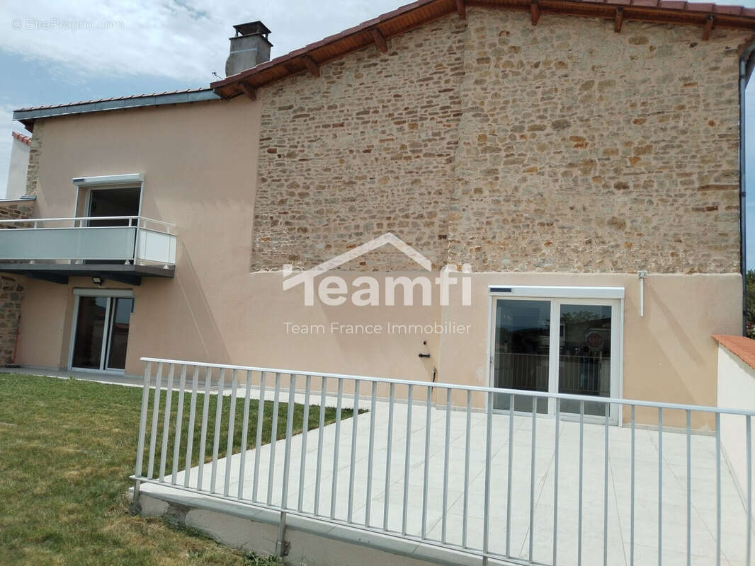 Maison 180 m² à Moissat  - photo 3