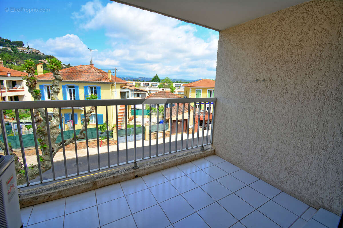 Appartement à MANDELIEU-LA-NAPOULE