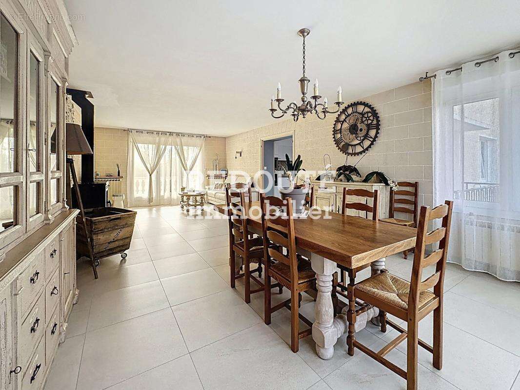 Maison à VERTUS