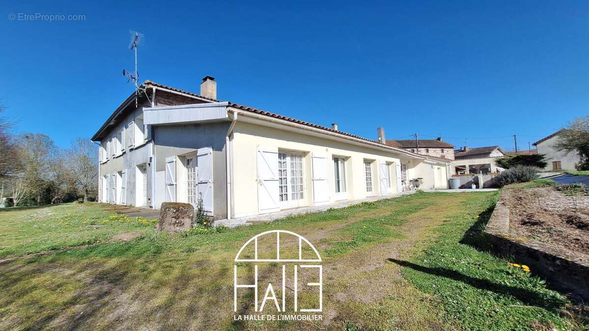 Maison à CHASSENON