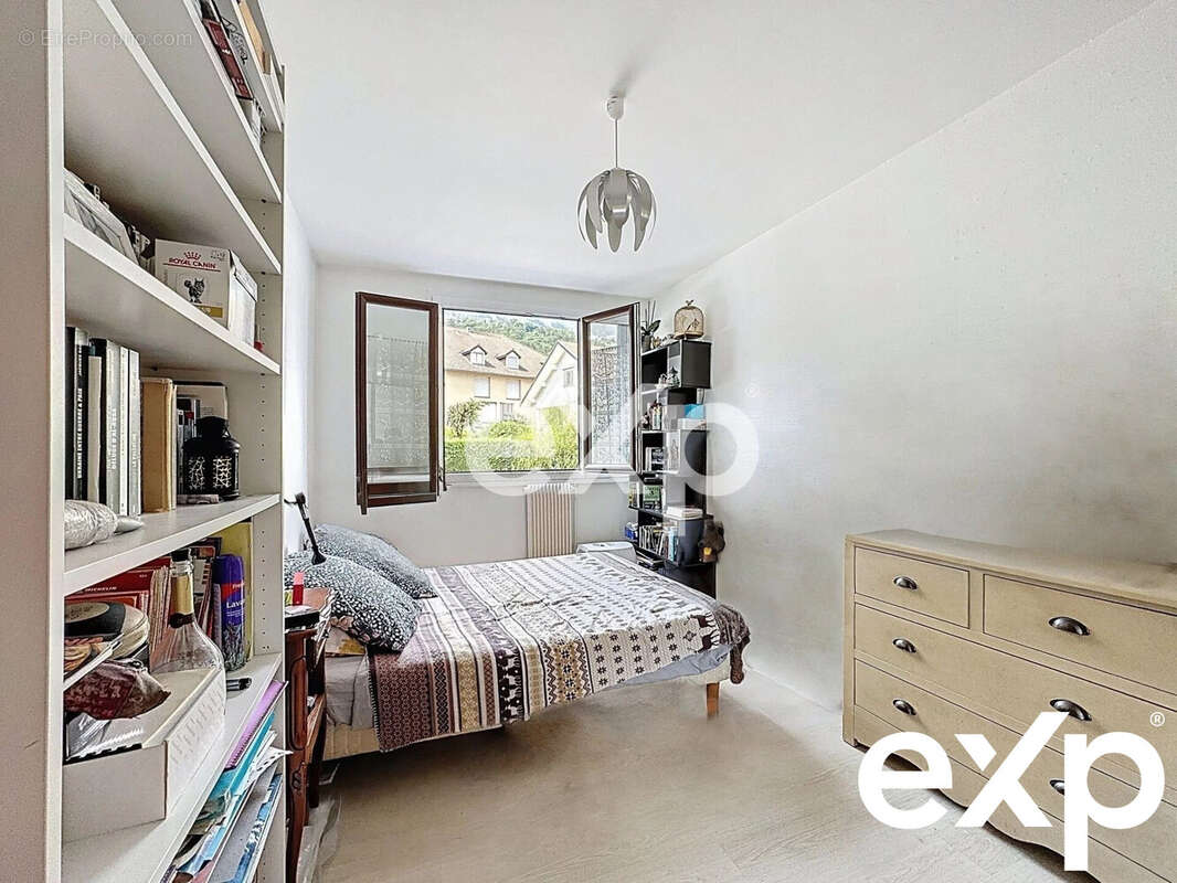 Appartement à MEYLAN