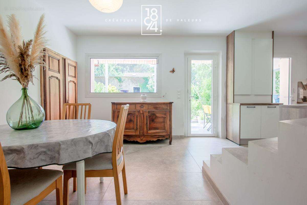 Maison avec jardin et garage, 2 chambres et un bureau à Cabries - photo 5