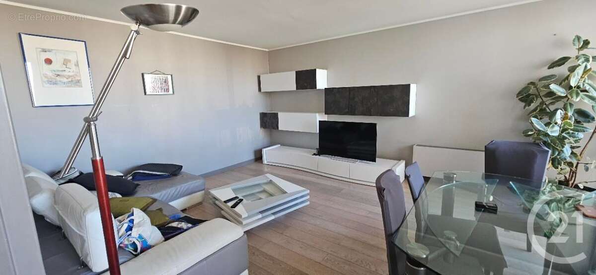 Appartement 74 m² à Creteil  - photo 15