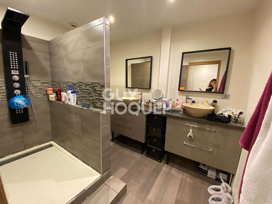 Appartement à GIVORS