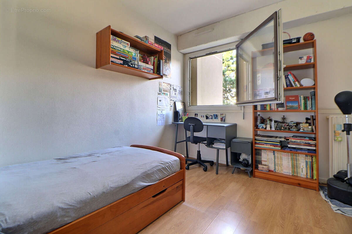 Appartement à LE PLESSIS-BOUCHARD