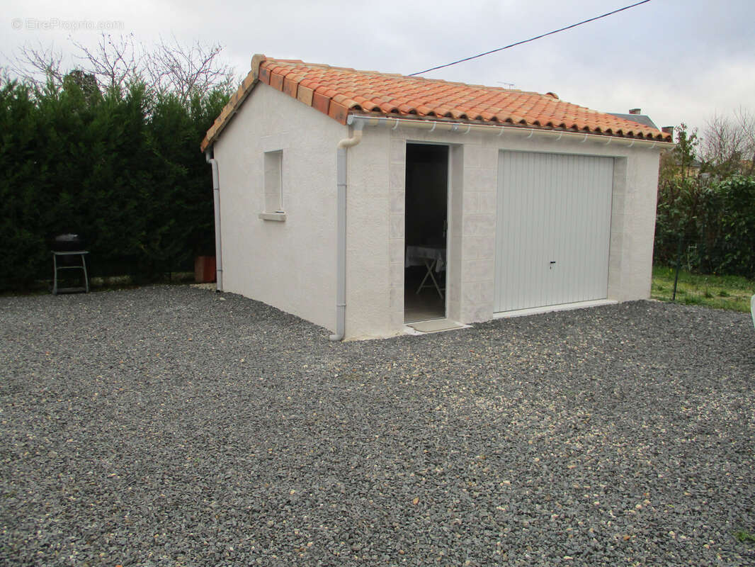 Maison à CEAUX-EN-COUHE