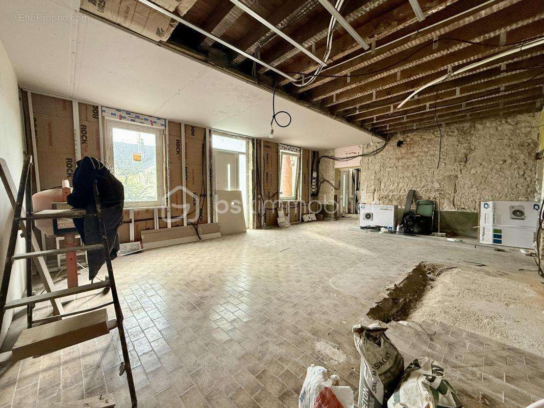 Maison à HEUILLEY-SUR-SAONE