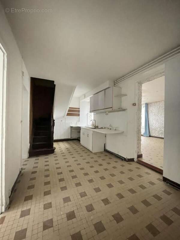 Maison à SARGE-LES-LE-MANS