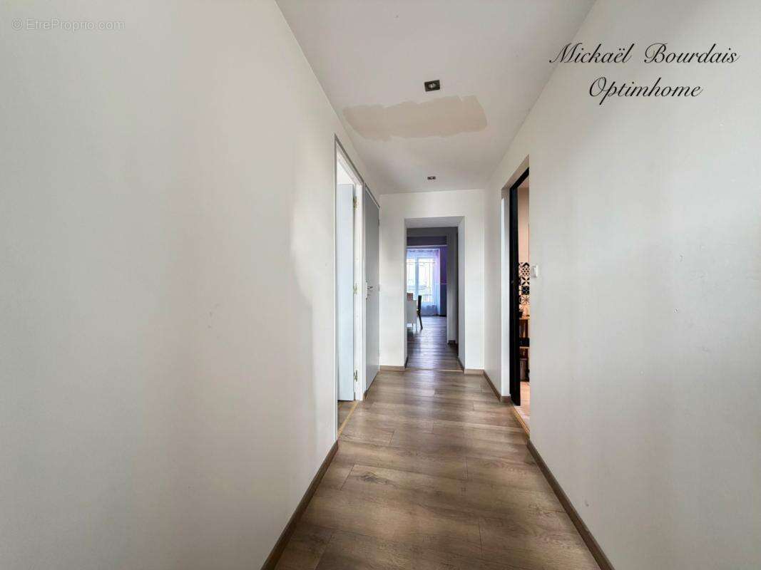 Maison familiale 158 m² + 50 m² aménageables - 4 chambres - Centre Le Lude - photo 17