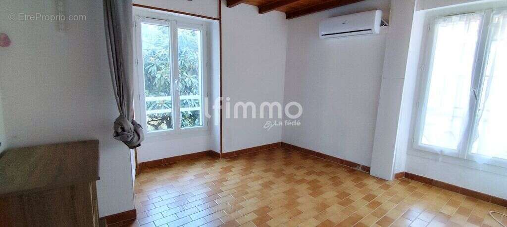 Maison de village dpe  C , 95 m² + dépendance 75 m² - photo 5