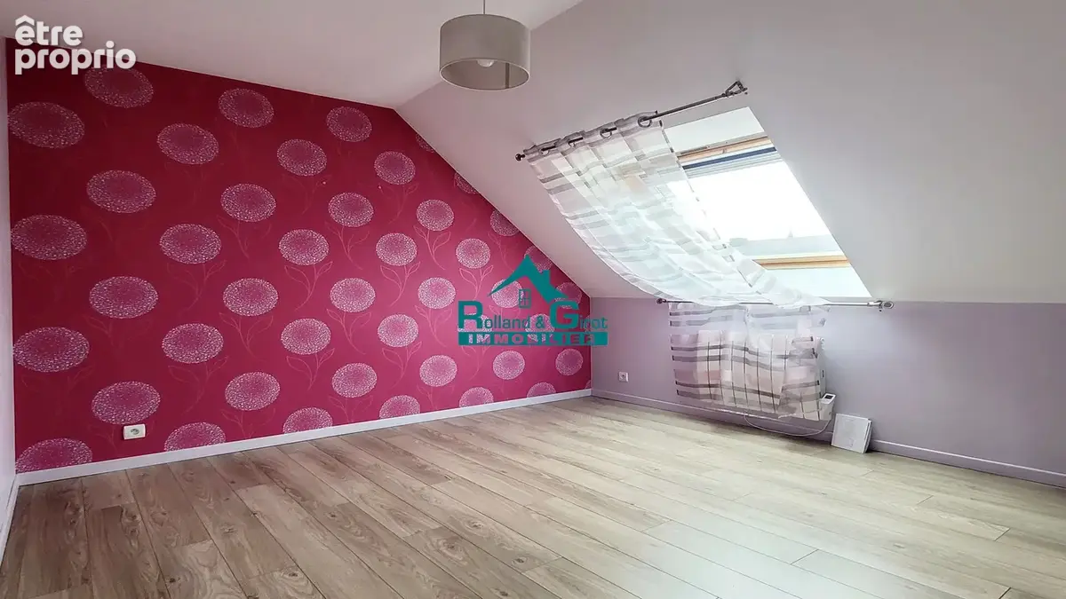 Maison spacieuse à vendre à La Bouexière - 5 chambres et jardin! - photo 8