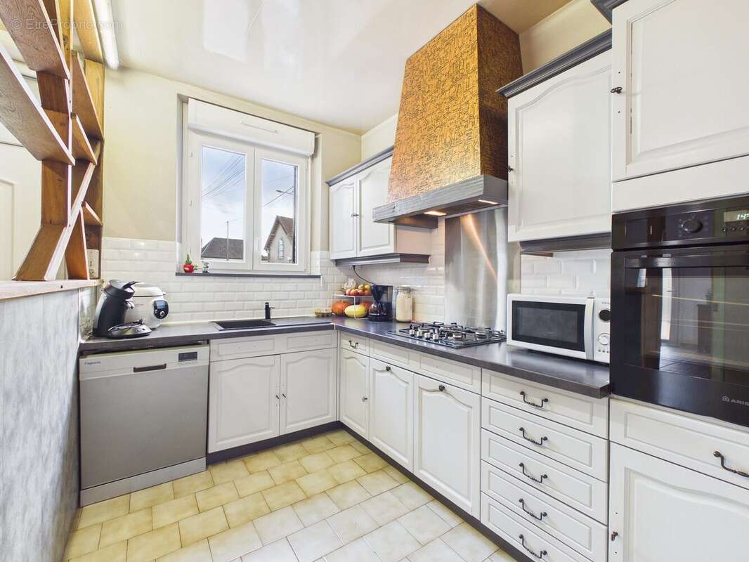 Maison à SAINT-MESMIN