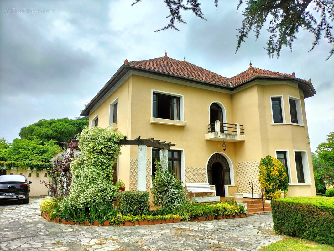 Maison à SARAMON