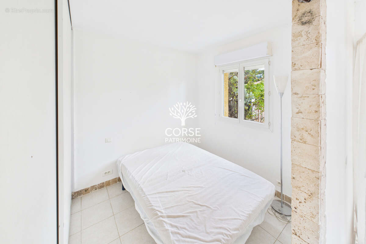 Maison mitoyenne à Porto-Vecchio - photo 8