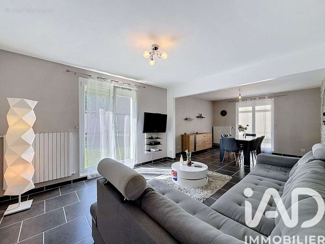 Photo 3 - Maison à MARLY