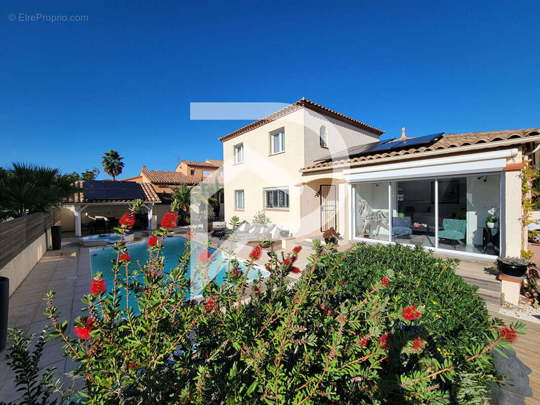 Maison à LATOUR-BAS-ELNE