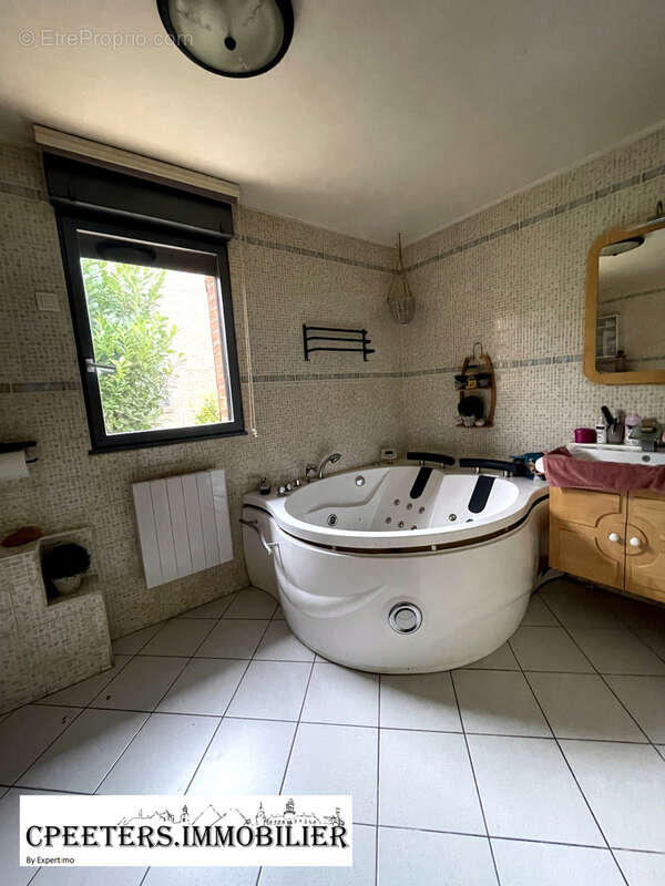 Maison à HENIN-BEAUMONT