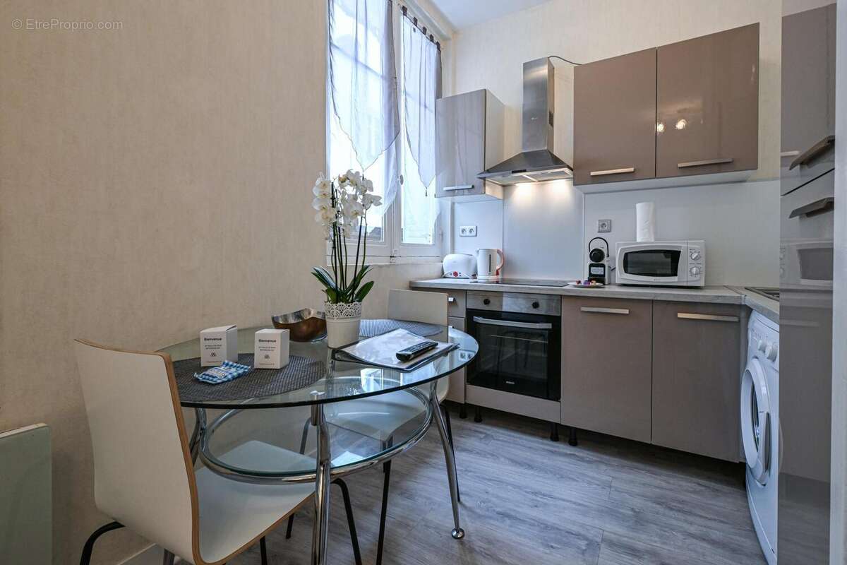 Photo 2 - Appartement à VICHY