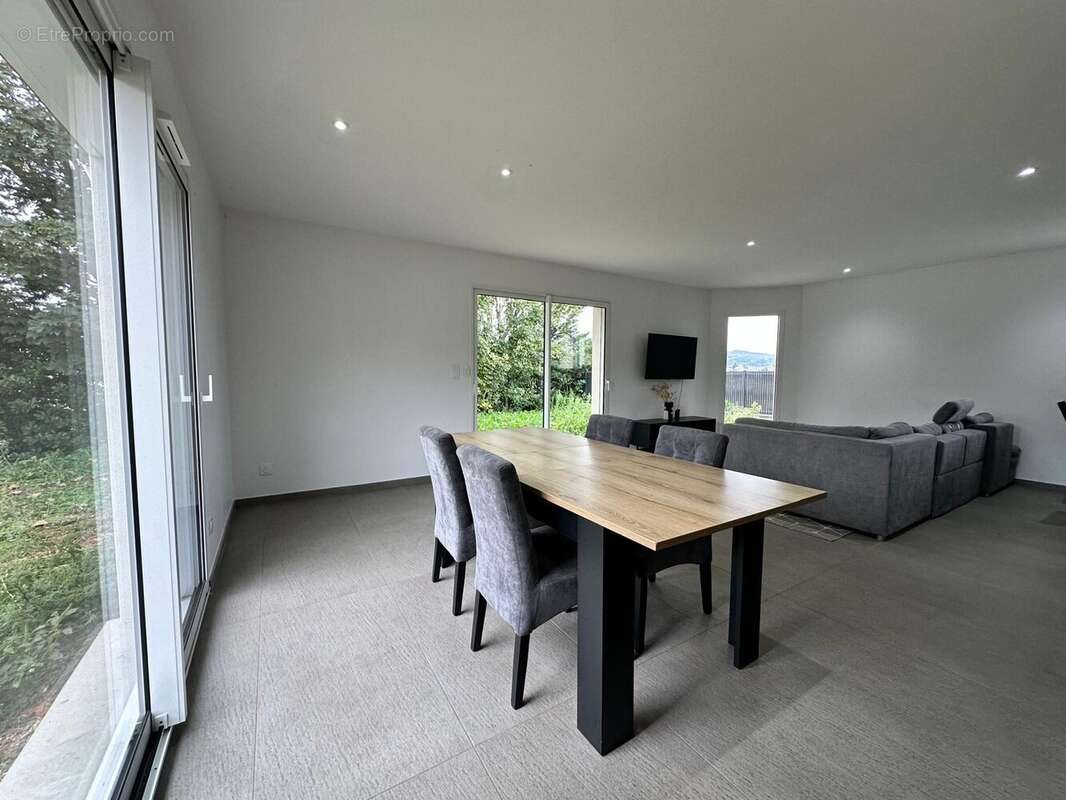 Maison à COURNON-D'AUVERGNE