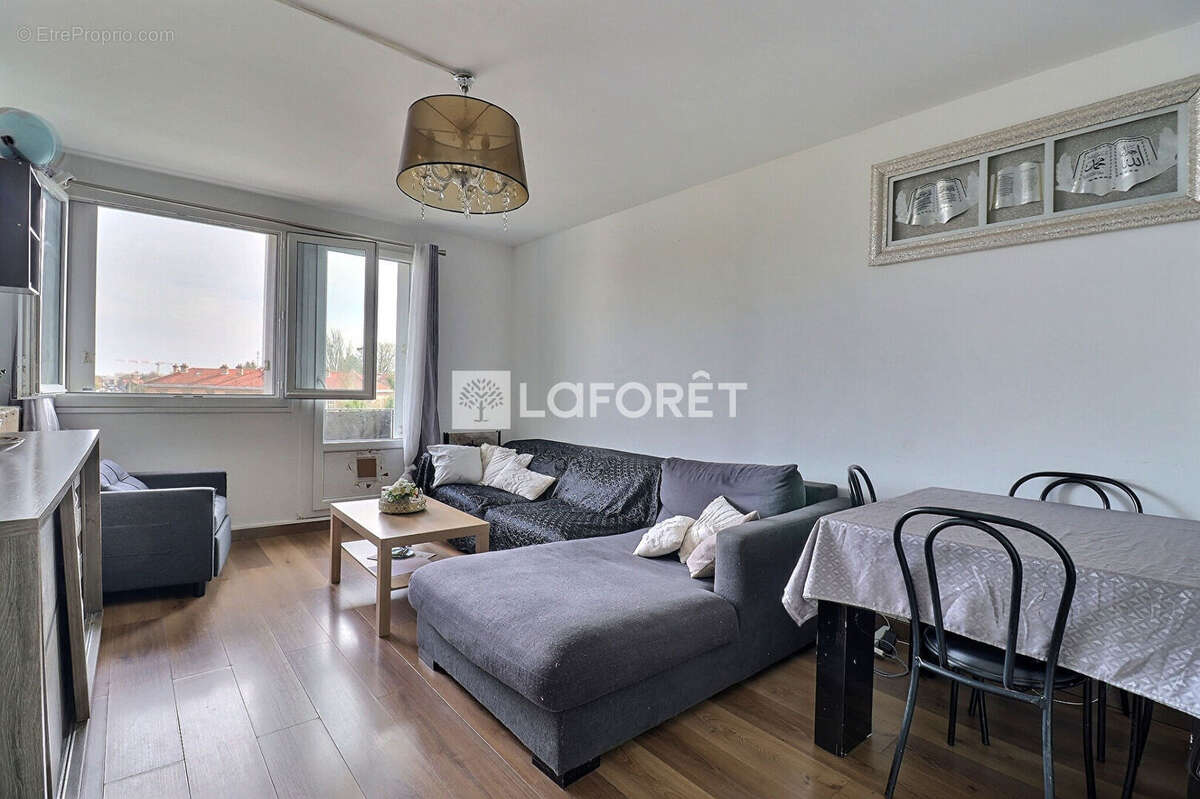 Appartement à VILLEJUIF