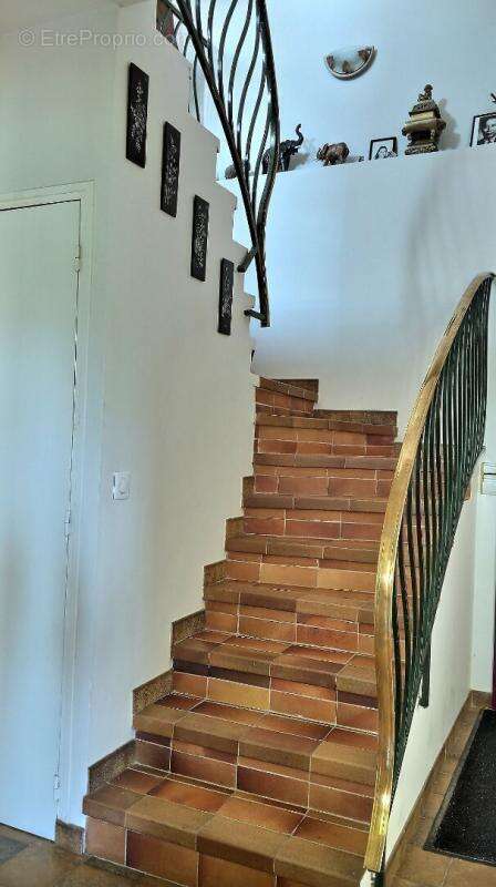 Maison à SAINT-ARNOULT-EN-YVELINES