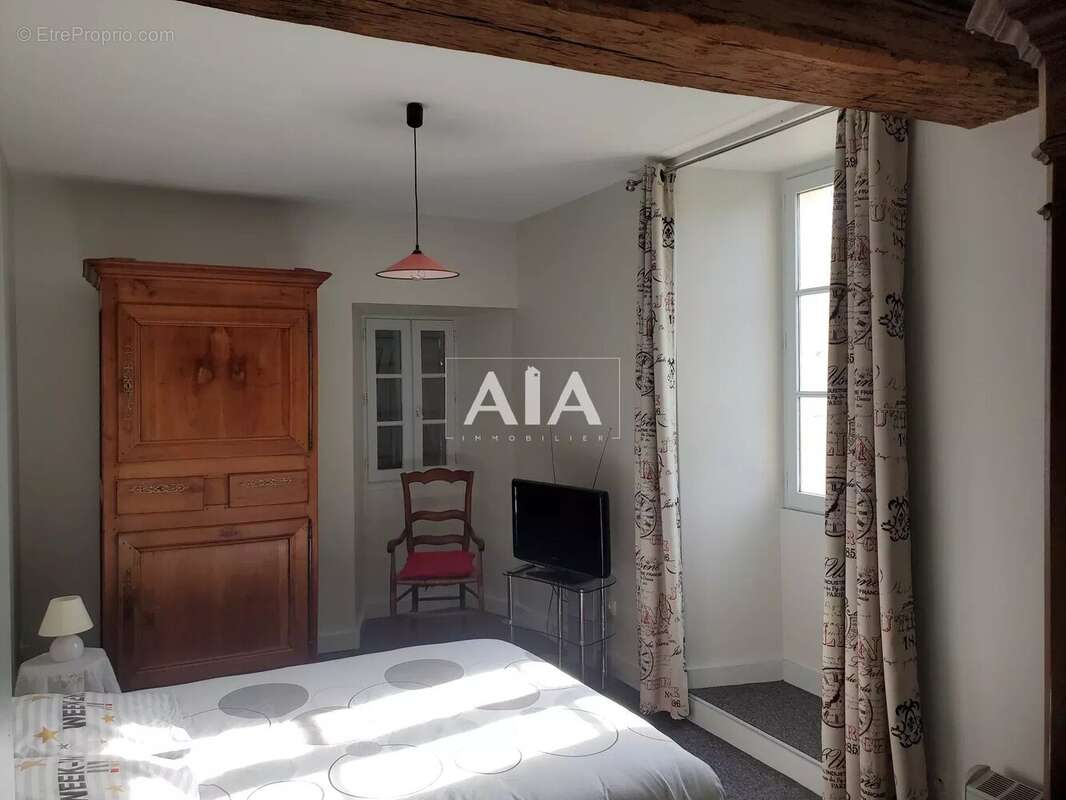 Maison à PAIZAY-NAUDOUIN-EMBOURIE