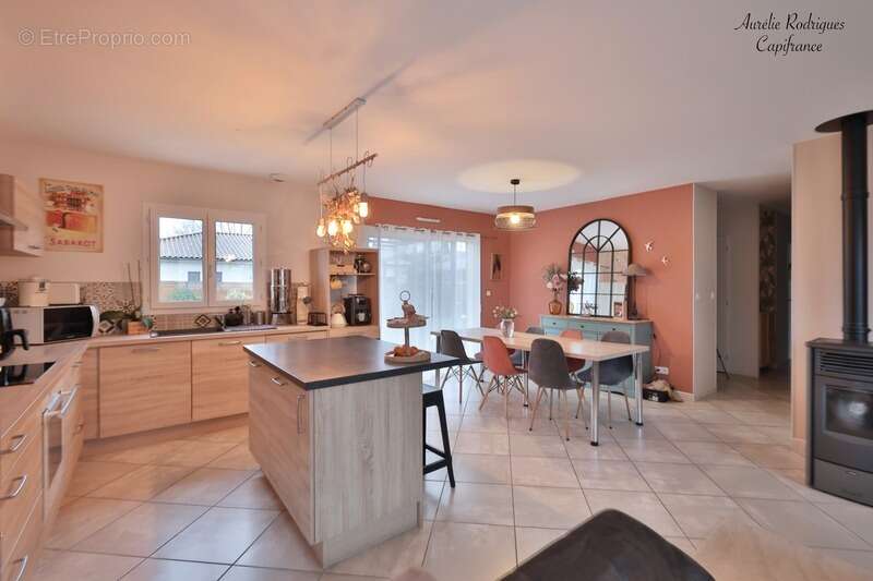 Maison à vendre 6 pièces SAINT ANDRE DE BAGE (01) - photo 13