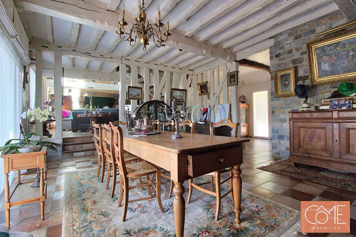 A vendre - 35760 saint gregoire - longere de charme - 6 chambres - 264.27m² hab. et 464.28 m² au sol - terrain 4007 m² - expo su - photo 6