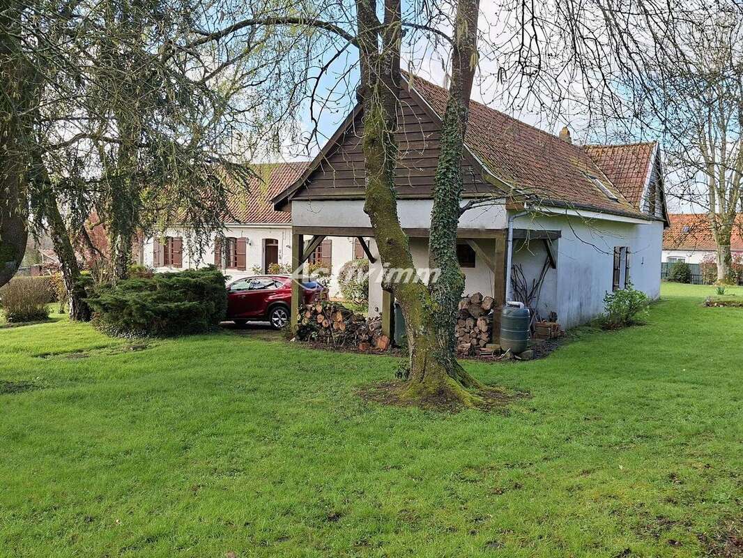 4292 5 - Maison à HESDIN