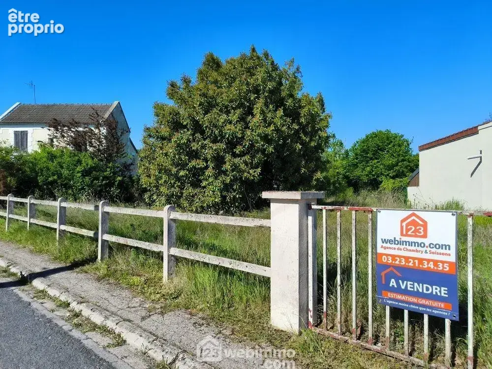 Terrain à bâtir d'une surface de 1157 m² - Terrain à VAILLY-SUR-AISNE