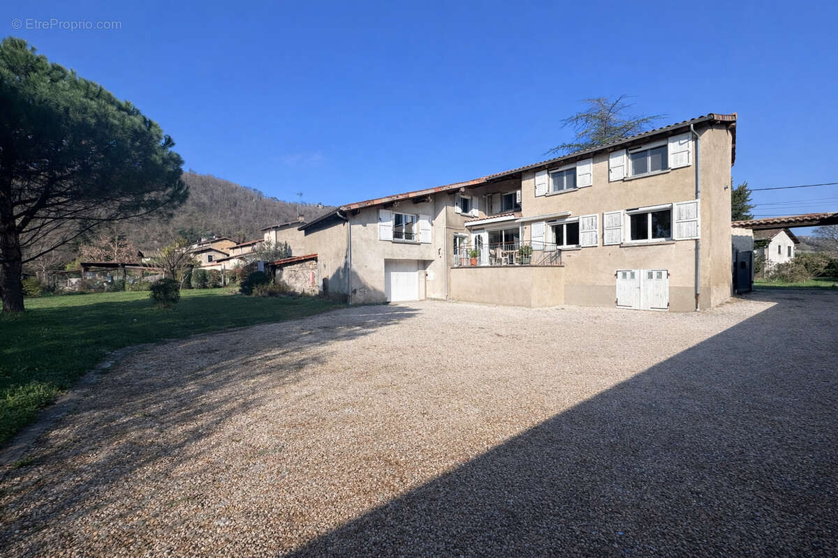 Maison à CHAVANAY