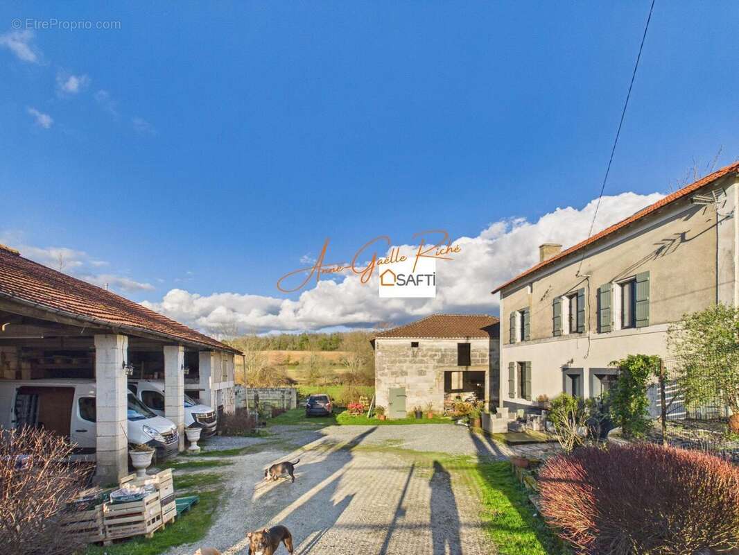 Maison 145 m² à Mareuil  - photo 2