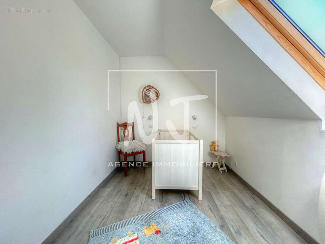 Maison à LES PONTS-DE-CE