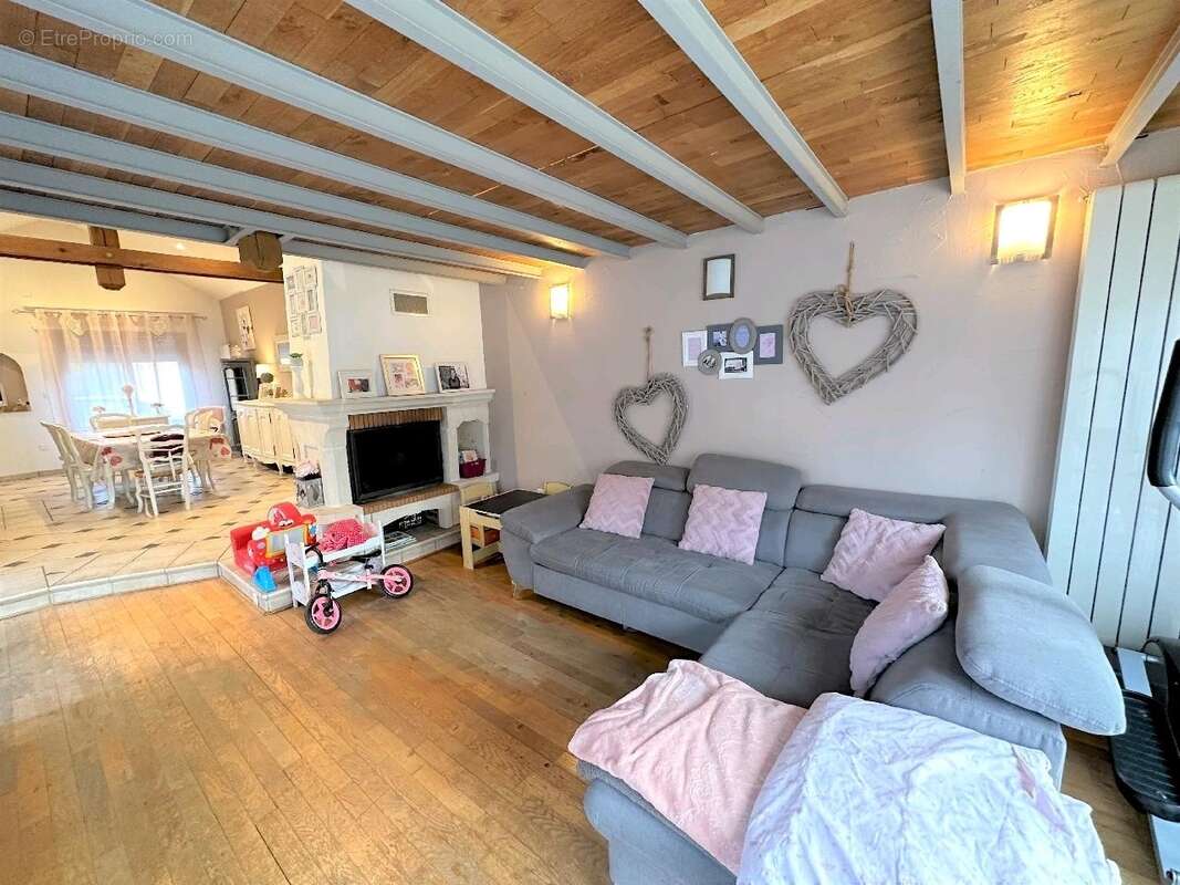 Maison 121 m² à Bertincourt  - photo 4