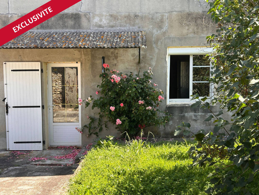 Maison à SAVIGNE