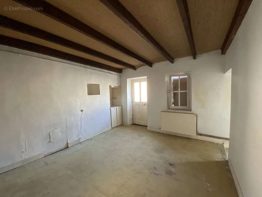 Maison avec jardin et garages au Dorat! - photo 10