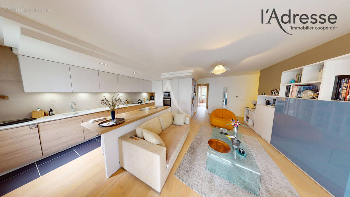 Appartement à SURESNES