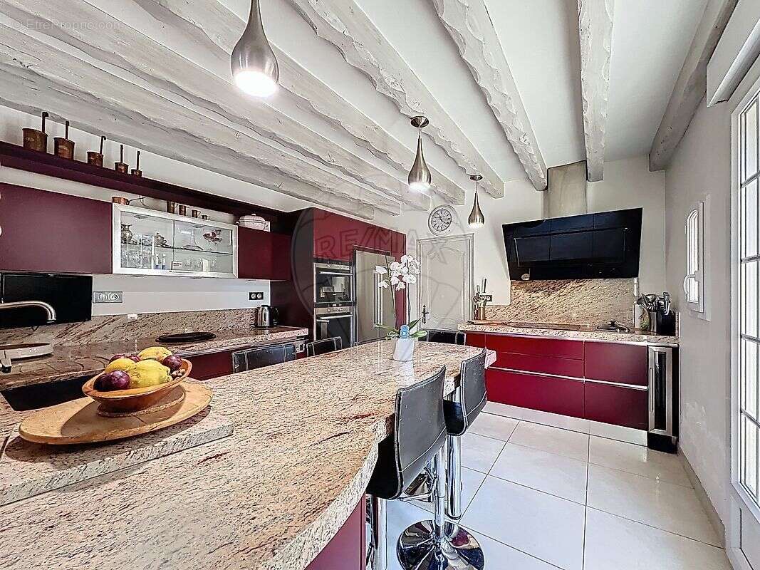 Maison à SAINT-VALERIEN