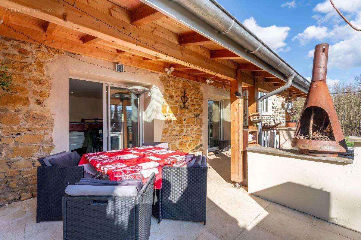 Appartement à SAIN-BEL